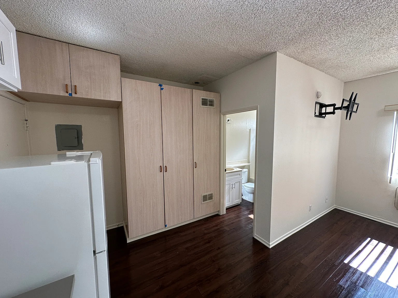 Studio, 280 sqft, $1,795 — Photo 4