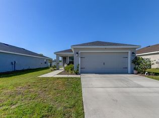 6738 Hanworth Ln, Zephyrhills, FL 33541