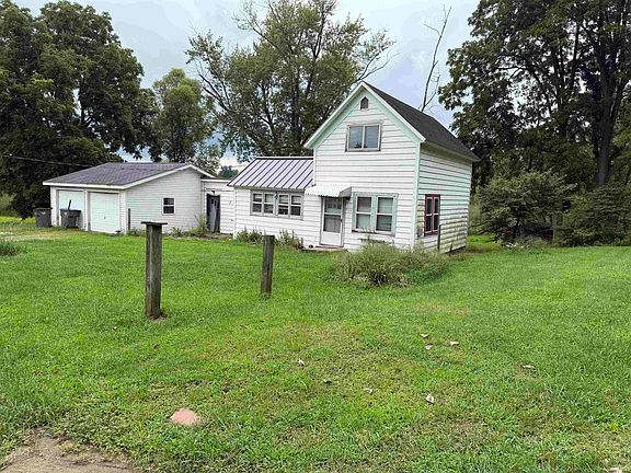 3rd image of 217 Blackport Dr
