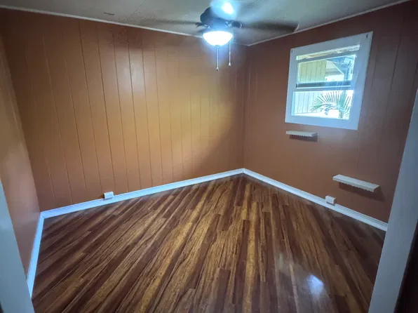 (undisclosed Address), Kailua, HI 96734