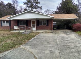 106 Flanders Dr, Warner Robins, GA
