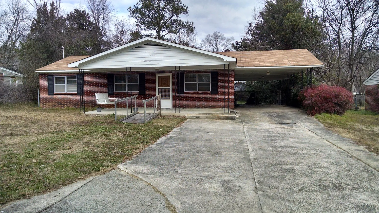 106 Flanders Dr photo 1