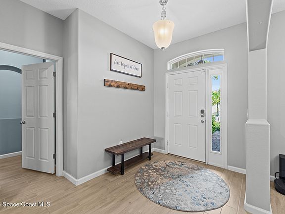 4th image of 3590 Salt Marsh Cir