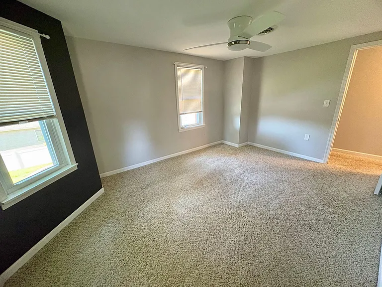 6550 Somerset St — Photo 36
