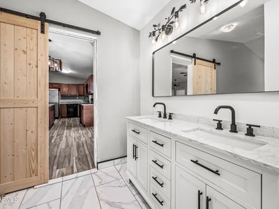 11121 E CAMINO Circle, Mesa, AZ, 85207