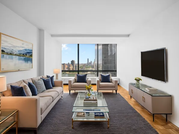 420 East 61st Street image 1 of 17