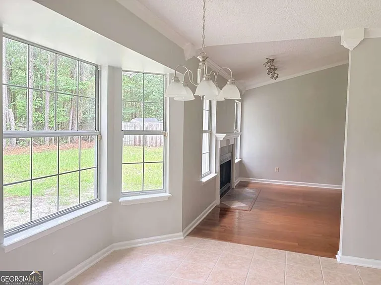 236 Woodbridge Rd — Photo 16