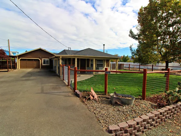 1317 Annabelle Ln, Grants Pass, OR 97527