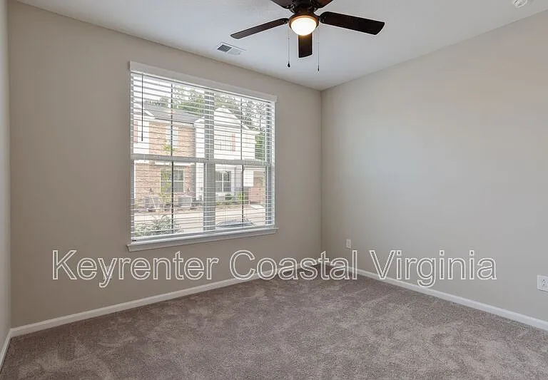 1302 Kathy Ann Way E — Photo 8
