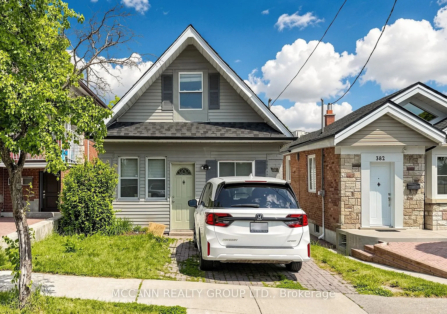 2 bed, $2,400 — Photo 1
