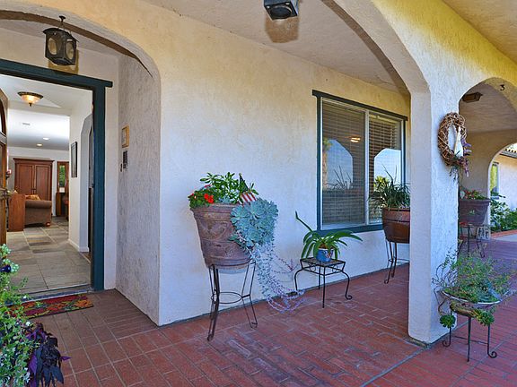 3rd image of 14304 Calle De Vista