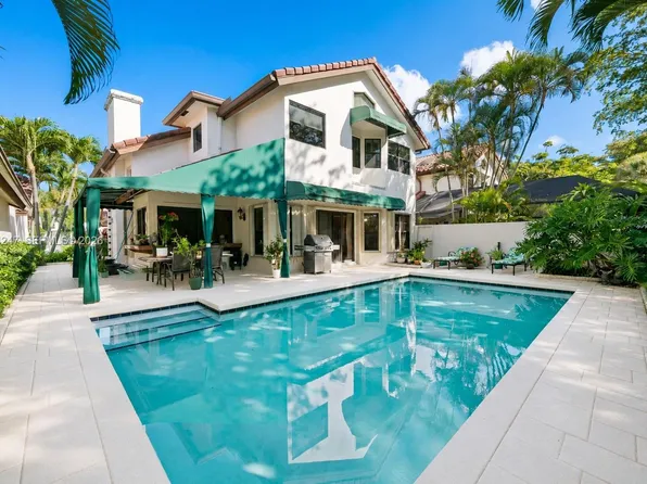 21718 Club Villa Ter, Boca Raton, FL 33433