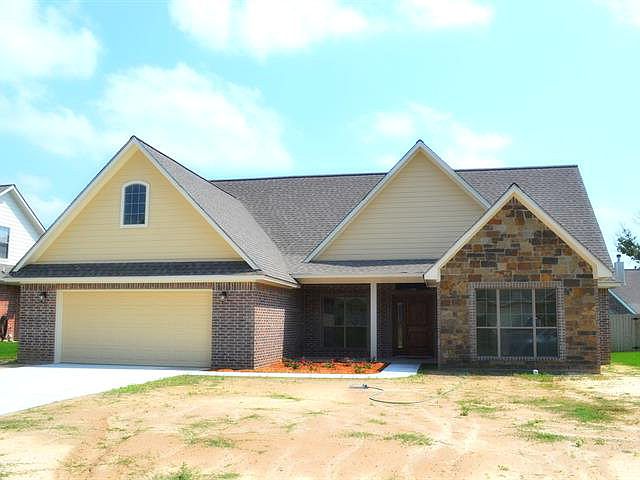 1st image of 137 Westfield Loop
