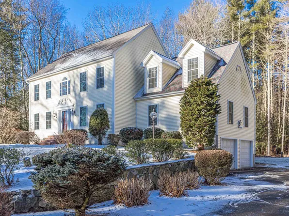 6 Heritage Drive, Hampton, NH 03842