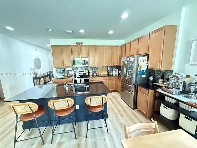 2945 SE 3rd St — Photo 10