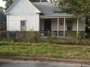 1125 Stella St, Fort Worth, TX 76104
