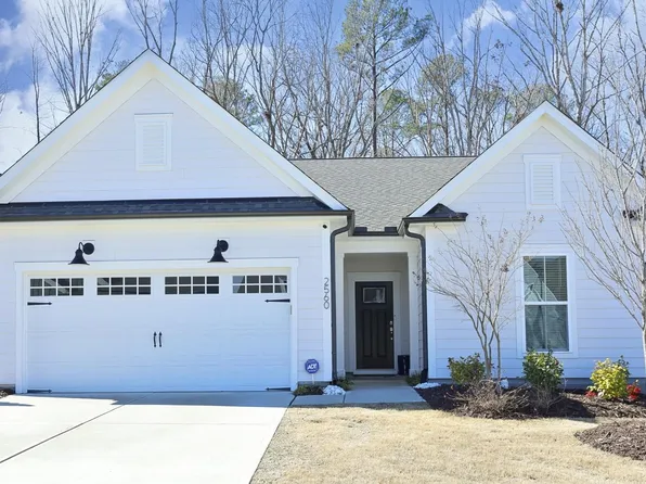 2560 Collection Ct, New Hill, NC 27562