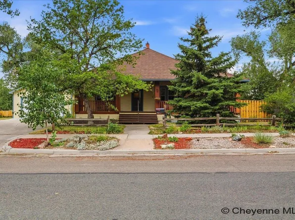 3102 Dey Ave, Cheyenne, WY 82001