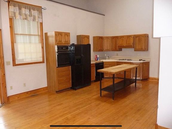 3rd image of 123 Bergin St #4
