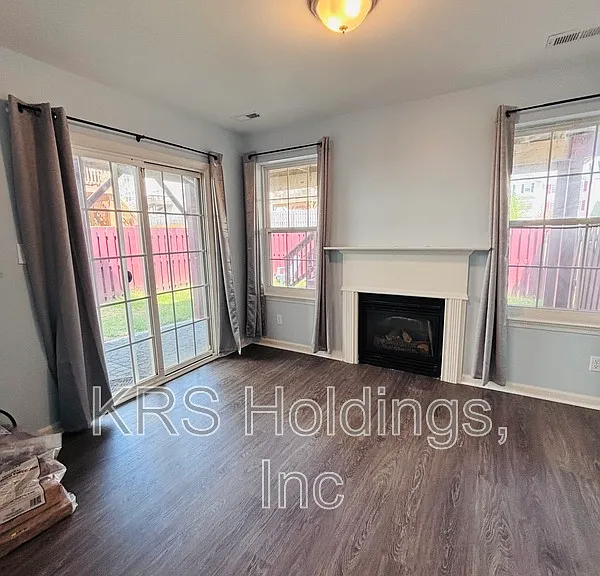 7032 Wytheville Cir — Photo 10