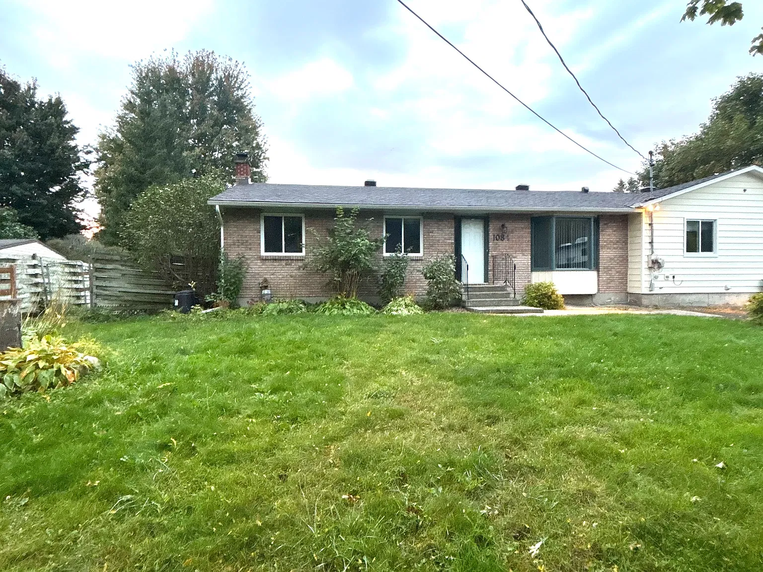 3 bed, $2,500 — Photo 2