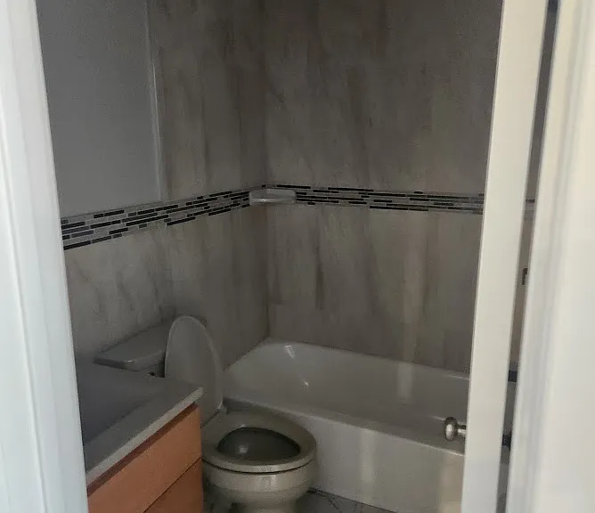 1933 E Huntingdon St #1 — Photo 5