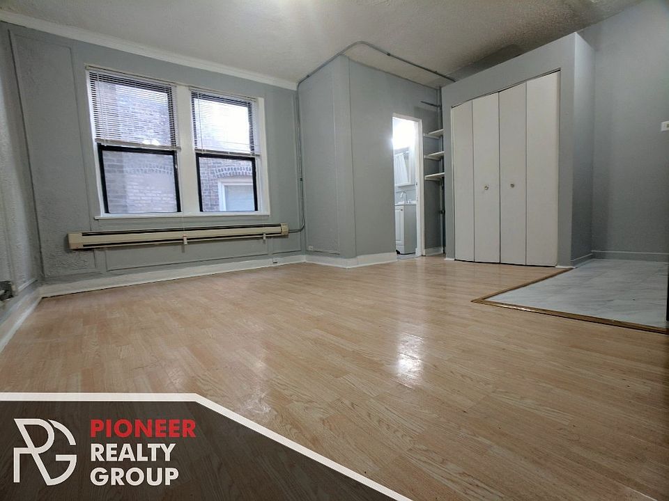 1st image of 4735 N Beacon St #4735314
