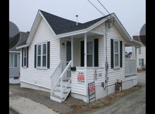 4 O St, Hampton, NH 03842