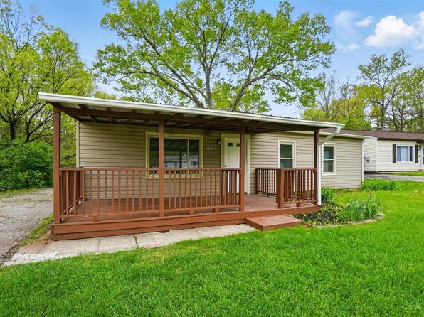 9530 Crestbrook Dr, Cincinnati, OH 45231