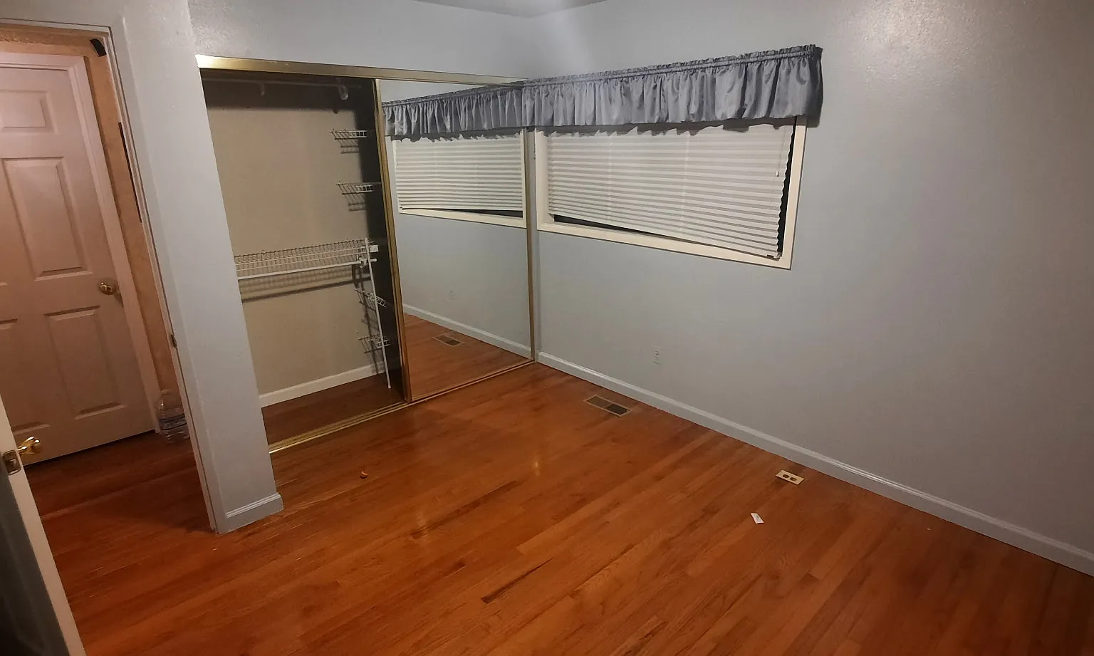 405 2nd Ave — Photo 2