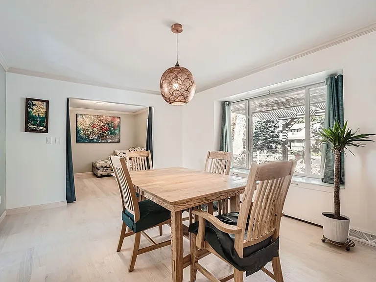 1115 Hancock Dr — Photo 6