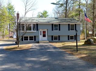 017 Williams Ave, Westford, MA 01886