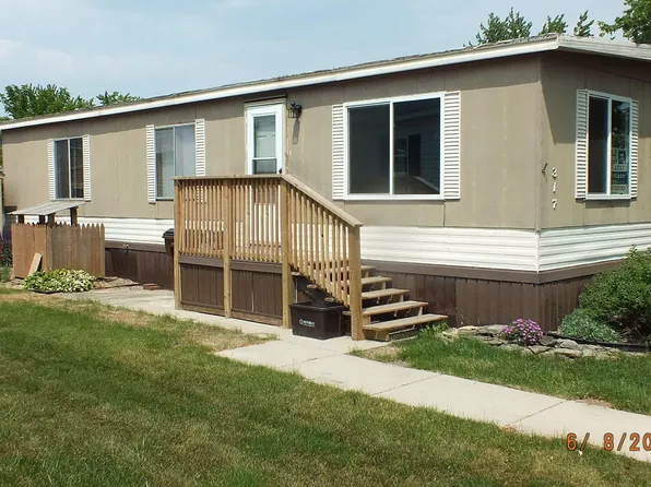 317 Kensington, Newport, MI 48166