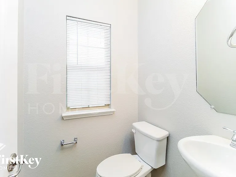 1309 Alder Tree Ln — Photo 14
