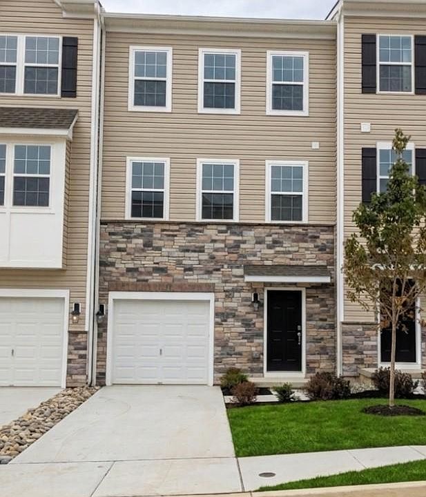 1st image of 8303 Brodie Ct