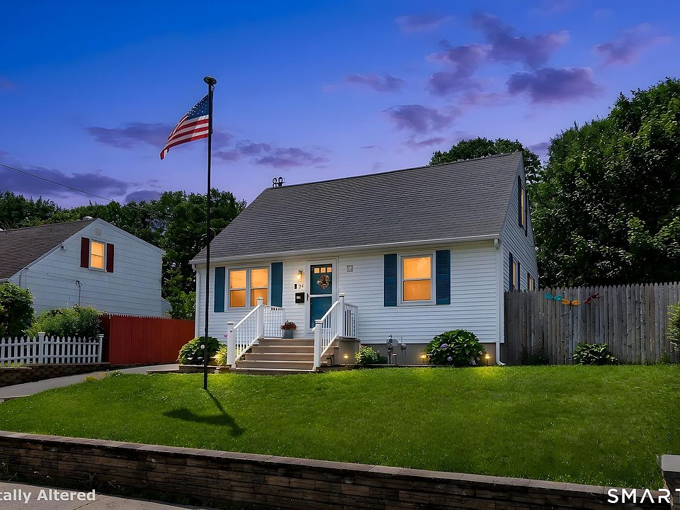 1st image of 54 Surrey Drive