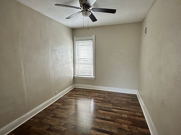 5th image of 628 N Franklin St