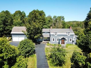 1219 Taborton Rd, Sand Lake, NY 12153