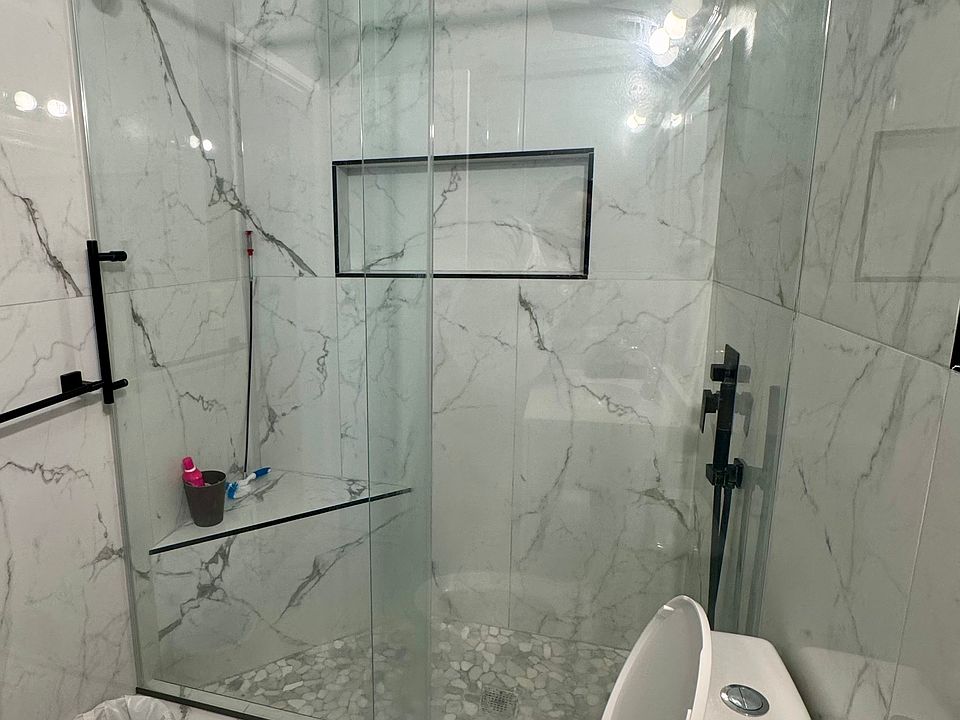 1st image of 24475 Bostwick Dr