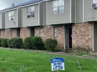 10704 Roger Dr, New Orleans, LA 70127