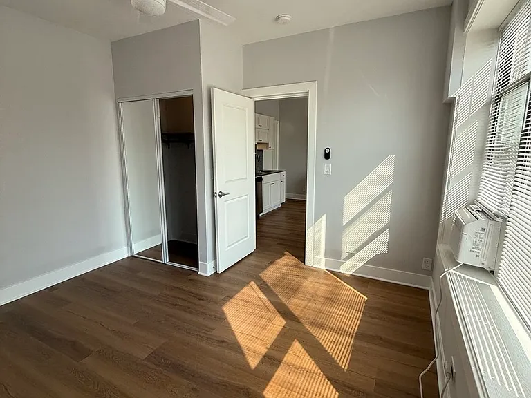 4383 N Elston Ave #5N — Photo 6