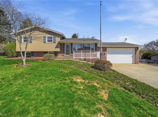 5625 Strausser St NW, North Canton, OH