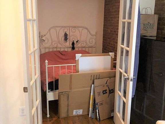 5th image of 509 E 81st St APT 11