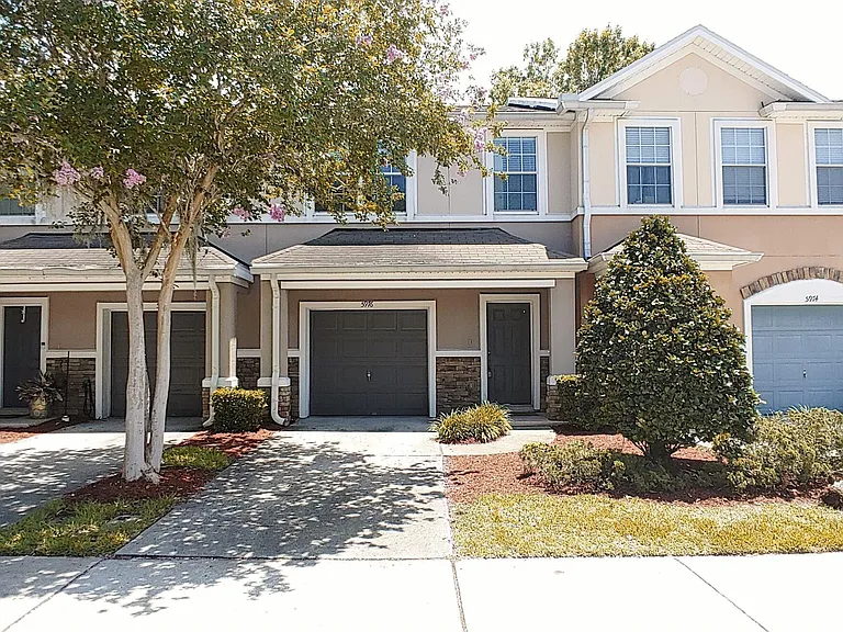 5976 Pavilion Dr — Photo 1