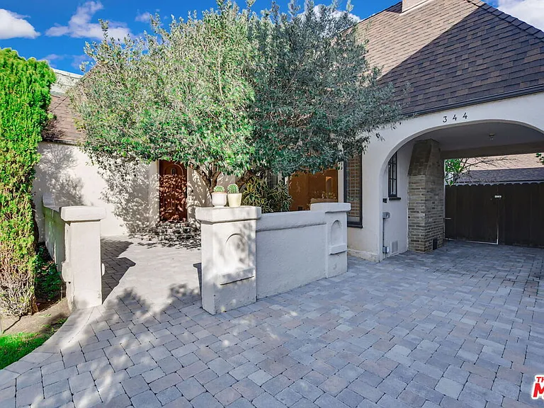344 S Swall Dr — Photo 1