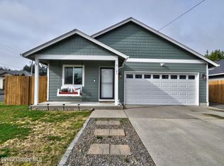 183 SW Birch Ave, Warrenton, OR 97146