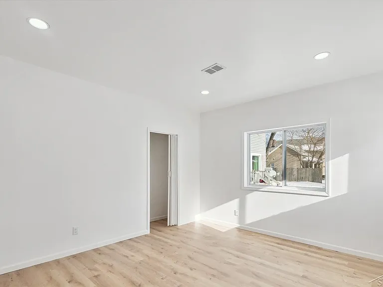 356 Shattuck Rd — Photo 5