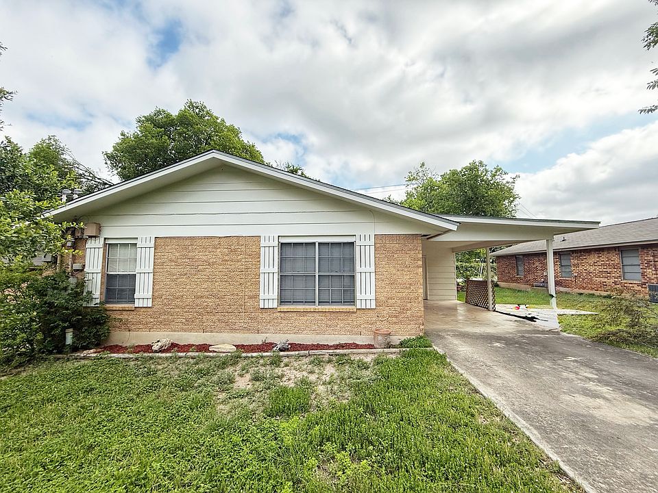 1st image of 331 Bobolink Dr