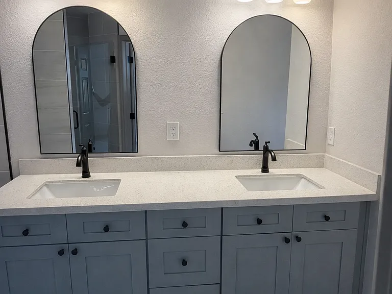 15565 Kurt Dr — Photo 10