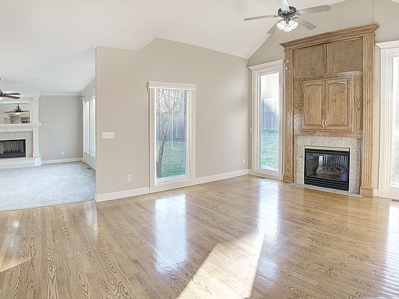 5th image of 14701 Knox St